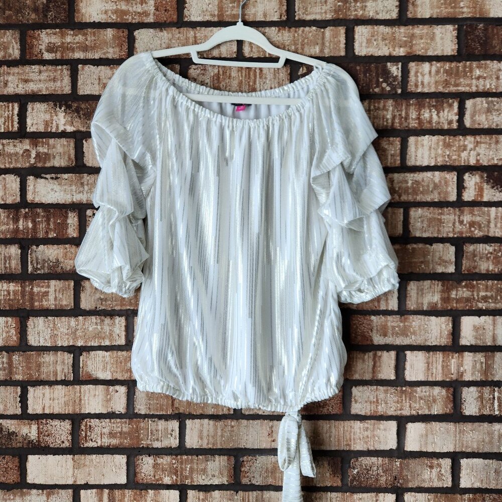 Vince Camuto Boho Peasant Scoop Neck Blouse Cream and Gold, Size M